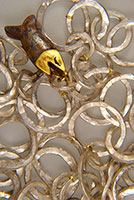 Kette Silber 935, Feingold, geschmiedet, Anhänger Fisch, Kupfer montiert, gefärbt, Feingold